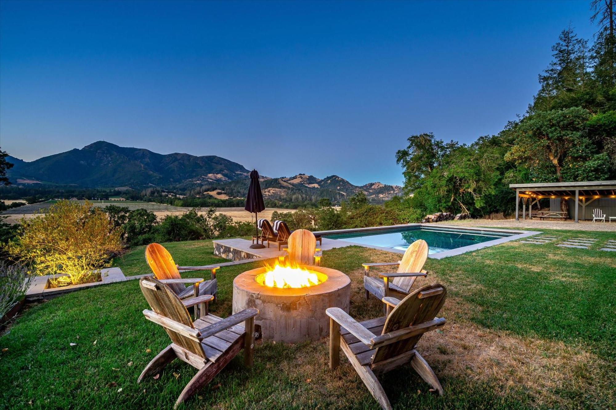 New In Calistoga! Villa Luaran gambar